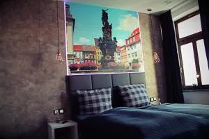 FAMILY APARTMENTS - SALZHAUSBLICK FERIENWOHNUNGEN - TOP INNENSTADT LAGE am SALZHAUS STADTZENTRUM mit HOTELBETTEN - MwSt RECHNUNG - BESTE LAGE! - 尼斯河畔赫拉德克