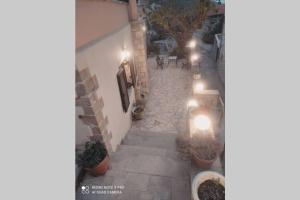 Georgias Village House