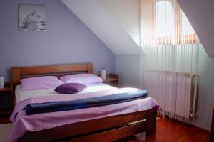 Apartments and Rooms Štefanac