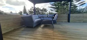 The Hideaway - Omaha Holiday Home - Omaha