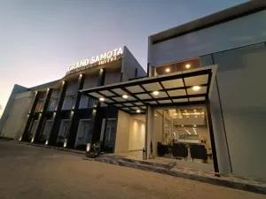 Grand Samota Hotel - Labuhanhaji