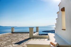 Three-Bedroom House room in KARDIANI 2 -TINOS