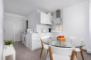 YourHouse Monges Apartment with sea views