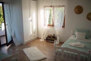 Holiday Home Pearl in Stone with Heated Pool