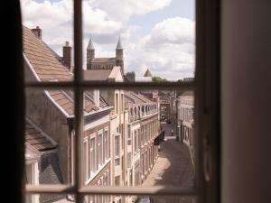 Deluxe Double Room with Bath room in Hotel Au Quartier