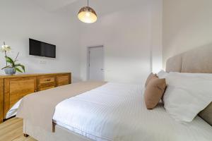 Yael Luxury Apartments 4