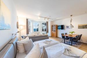 Villa Glückspilz by Schewe