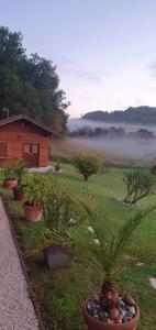 Chalets Chalet de 2 chambres avec piscine partagee jardin amenage et wifi a Dausse : photos des chambres