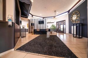 Tiek Apartments