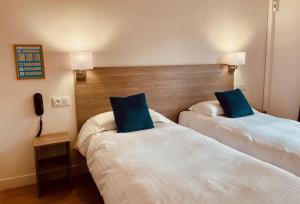 Hotels Hotel Courbet : photos des chambres