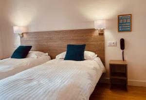 Hotels Hotel Courbet : photos des chambres
