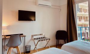 Hotels Hotel Courbet : photos des chambres