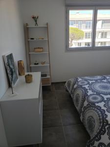 Appartements Appt T2 neuf avec piscine Le Lac : Appartement 1 Chambre