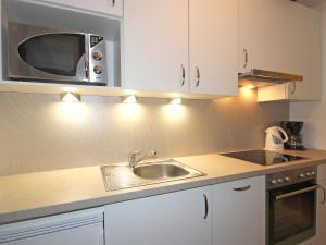 Apartment Liebl-4 by Interhome