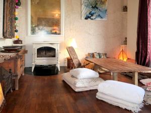 Maisons de vacances Holiday Home d'artistes by Interhome : photos des chambres