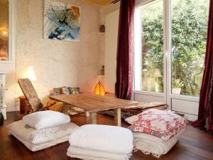 Maisons de vacances Holiday Home d'artistes by Interhome : photos des chambres