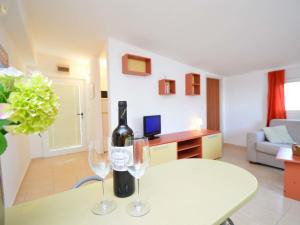 Apartment Lastavica-2 by Interhome 