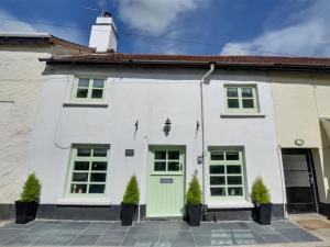 Holiday Home Little Brook Cottage