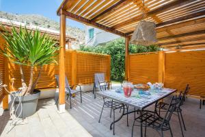 Villa Cinzia-150 mt from the beach