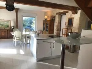 Moulin en bord de rivière - logement atypique - Chailly-en-Gâtinais