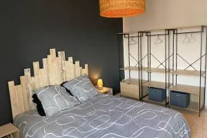 « L’escale » - Le Port