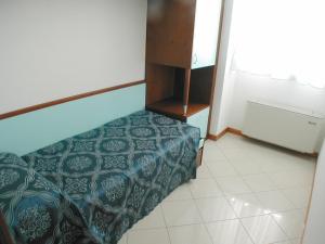 Two-Bedroom Apartment (3 Adults)