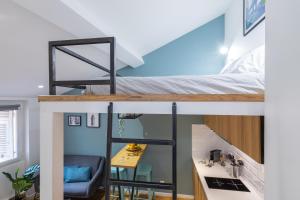 1 GALLO LOT 2 - Studio Mezzanine en plein coeur du vieux Nice