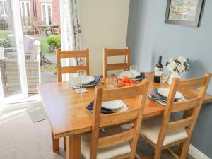 Blue Skye, 17 Talisker Walk