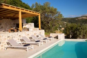 Villa Elanthy-New Luxury villa with private sea access