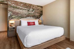 Cambria Hotel Washington DC Navy Yard Riverfront