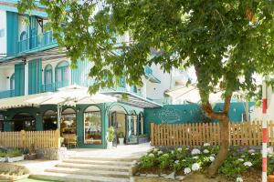 Larimar Villas Cô Giang