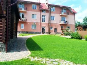 Садиба "В Поляні" - 索洛钦