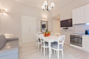 Home Holidays Rome - 3 deluxe apartments in Vatican area