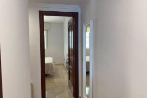 Moderno Apartamento en primera linea de playa con terraza y vistas al mar- Caleta del Puerto