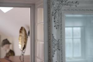 Clan Young Suite Apartment-LUXURY CENTRAL GETAWAY!!