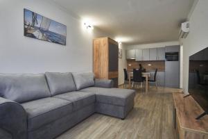 Cadet Apartments - hostAID