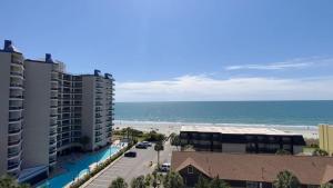 Two-Bedroom Apartment room in Carolina Winds 881 by Palmetto Vacations