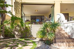 Portifino On Lake G16 The Island Club