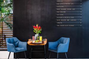 In the Shade Hotel - Coworking - 300Mbit - Adults Only