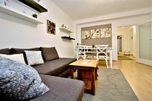 Gorgeous Hideout | City Center Apartment