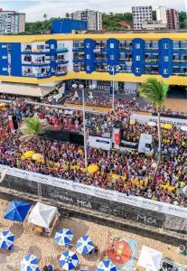 FLAT O POINT do CARNAVAL do FAROL da BARRA