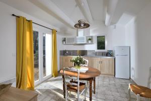 Hotels Les Mazets de Marie de Jules : photos des chambres