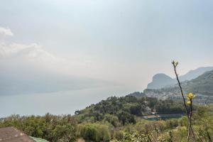 Bel Soggiorno lake view 2