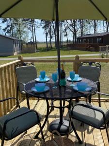 Hollicarrs - Newlands