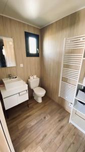 Maisons de vacances EcoKub T3 Independant Proche plages et lac : photos des chambres