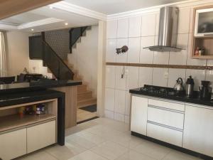 Sobrado com 6 suítes para temporada e show rural