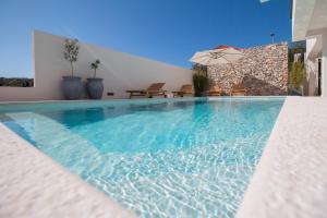 Villa Sea Silhouette