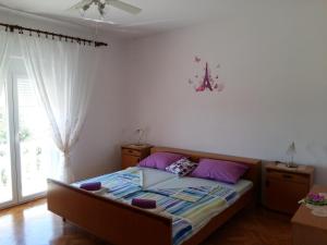 Apartments with parking space Vrsi, Zadar - 14211