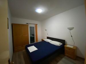 Apartments with a parking space Biograd na Moru Biograd 18665