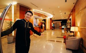 Greenhills Elan Hotel Modern - Newly Renovated